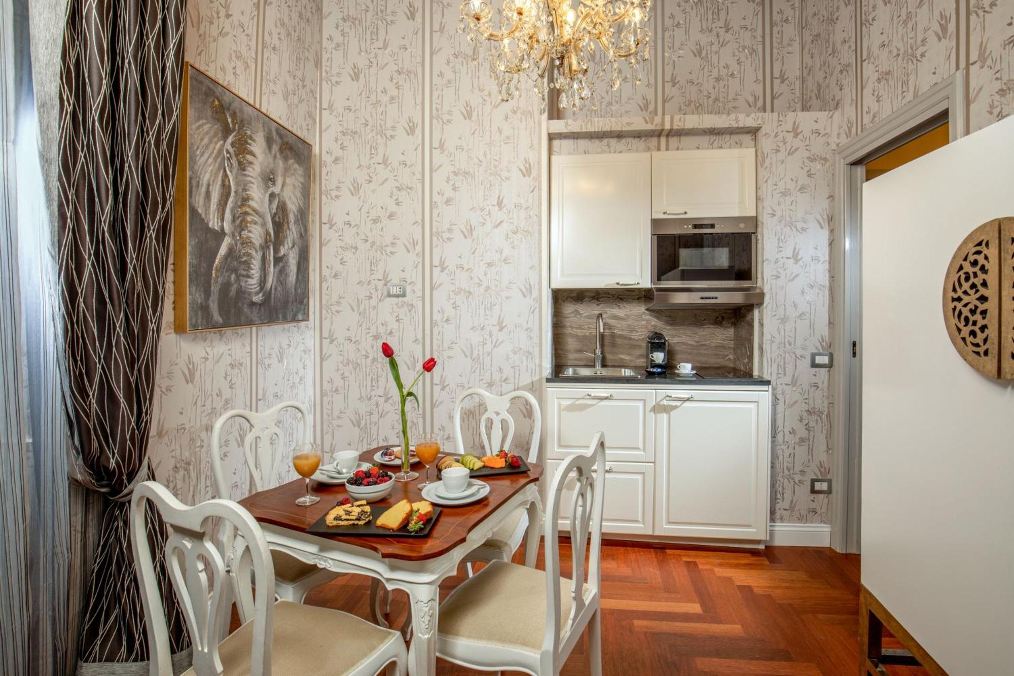 The At The Spanish Steps Luxury Collection - Bocca Di Leone 63 Luxury Gasthof